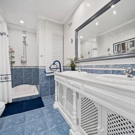 Luxury Living In Exclusive Rdr491 Μαρμπέλλα