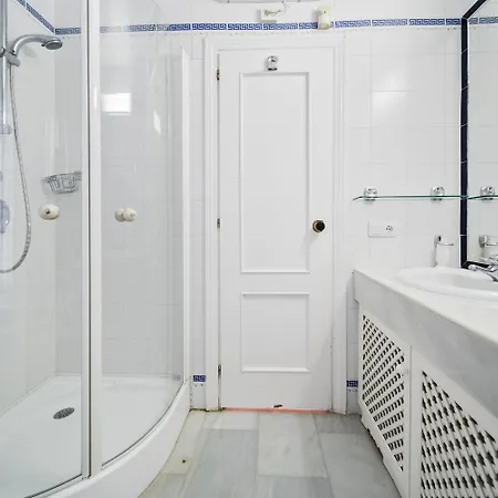 Villa Luxury Living In Exclusive Rdr491 *