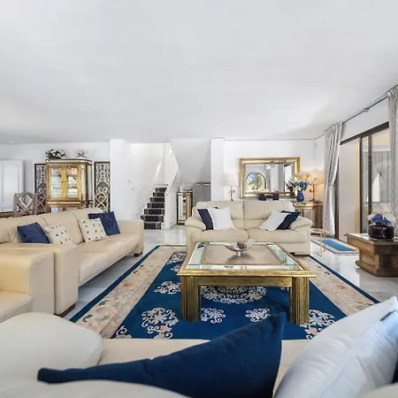 Villa Luxury Living In Exclusive Rdr491 *