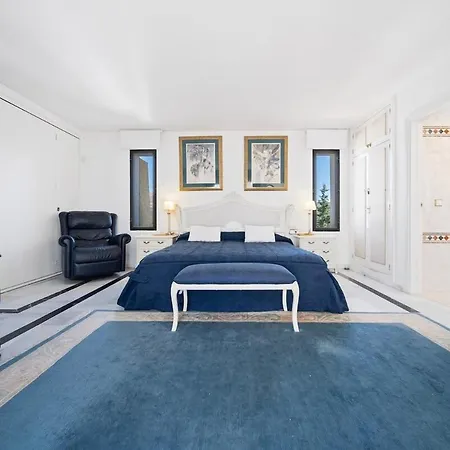 Luxury Living In Exclusive Rdr491 *