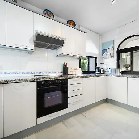 Villa Luxury Living In Exclusive Rdr491 Marbella