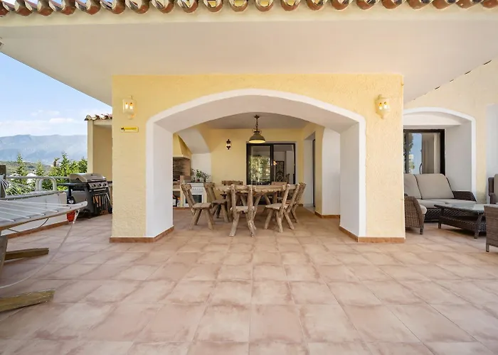 Villa Luxury Living In Exclusive Rdr491