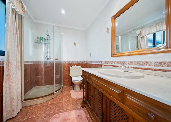 Luxury Living In Exclusive Rdr491